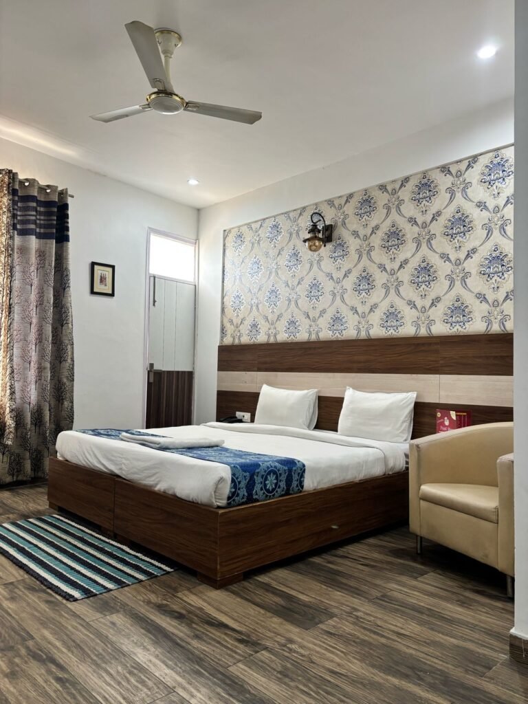 Best Affordable Hotel in Gurugram Under ₹2000